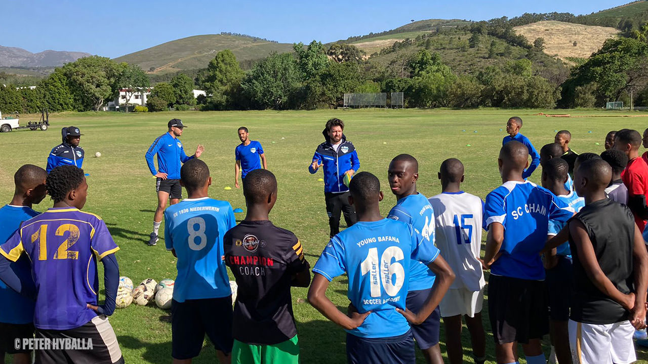 Peter Hyballa während eines Workshops bei Young Bafana in Südafrika